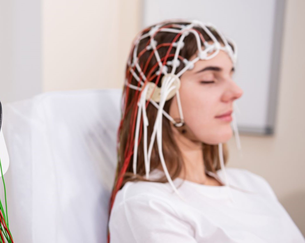 Eletroencefalograma (EEG). Check Up Hospital.