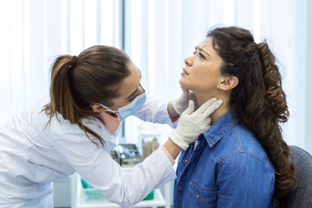 Importância do diagnóstico precoce de tumores de cabeça e pescoço. Check Up Hospital.